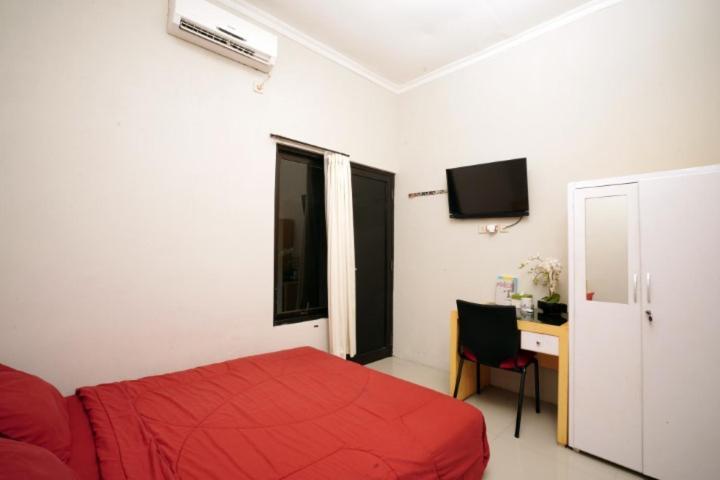 Dparagon Pamela 3 Hostel Yogyakarta Exterior photo